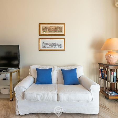 Cityscape Vista Apartment Cagliari Bagian luar foto