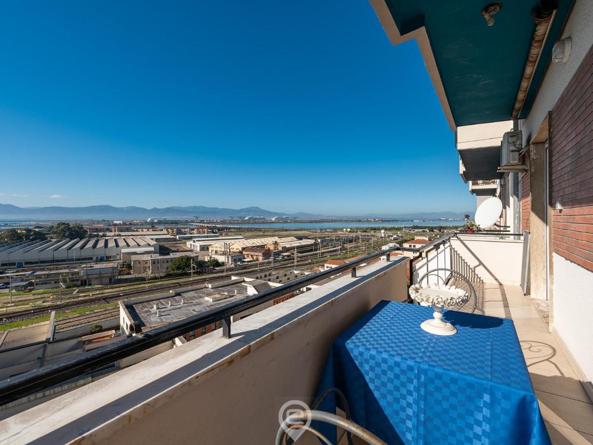 Cityscape Vista Apartment Cagliari Bagian luar foto