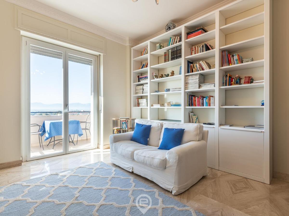 Cityscape Vista Apartment Cagliari Bagian luar foto