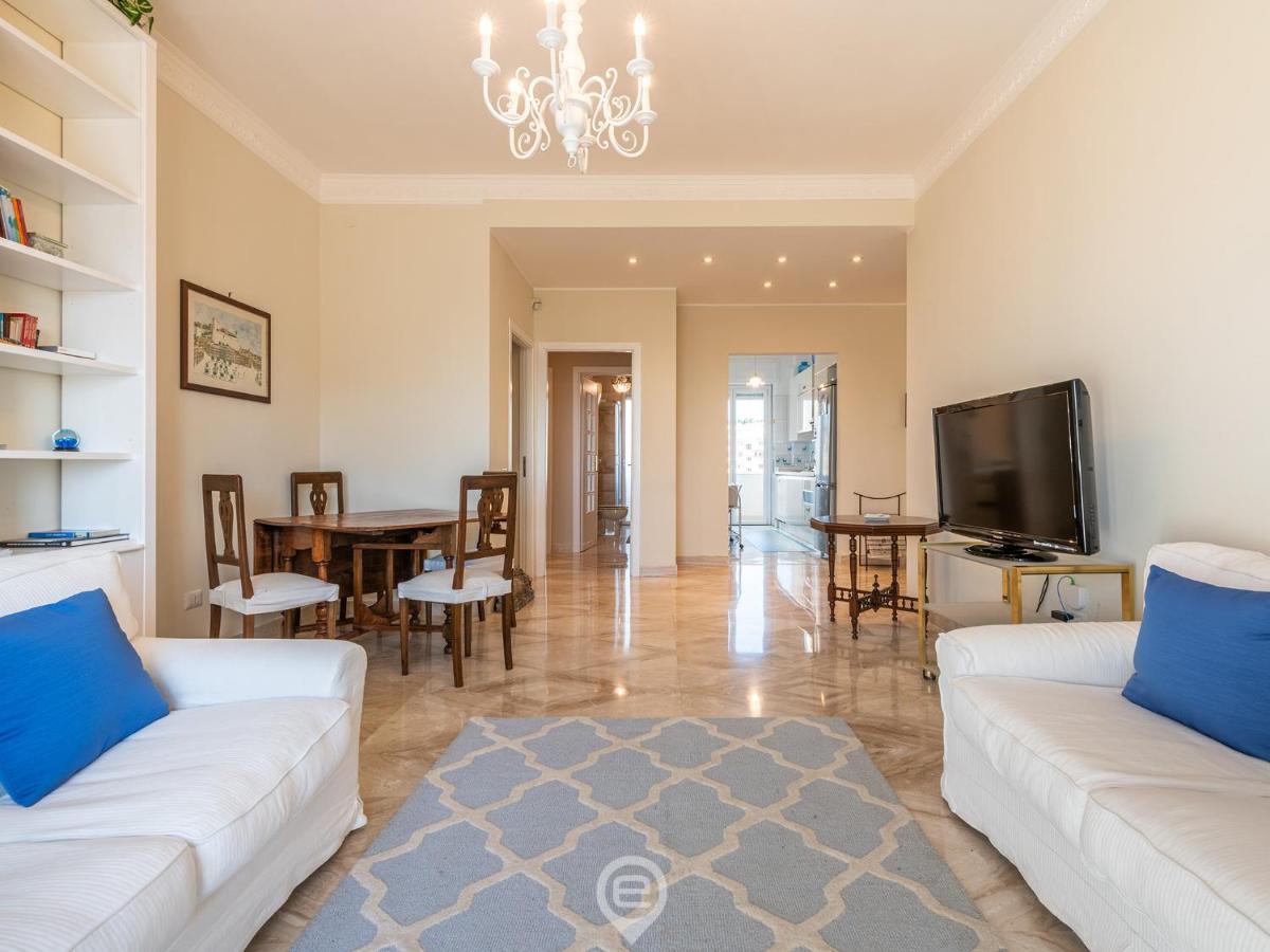 Cityscape Vista Apartment Cagliari Bagian luar foto